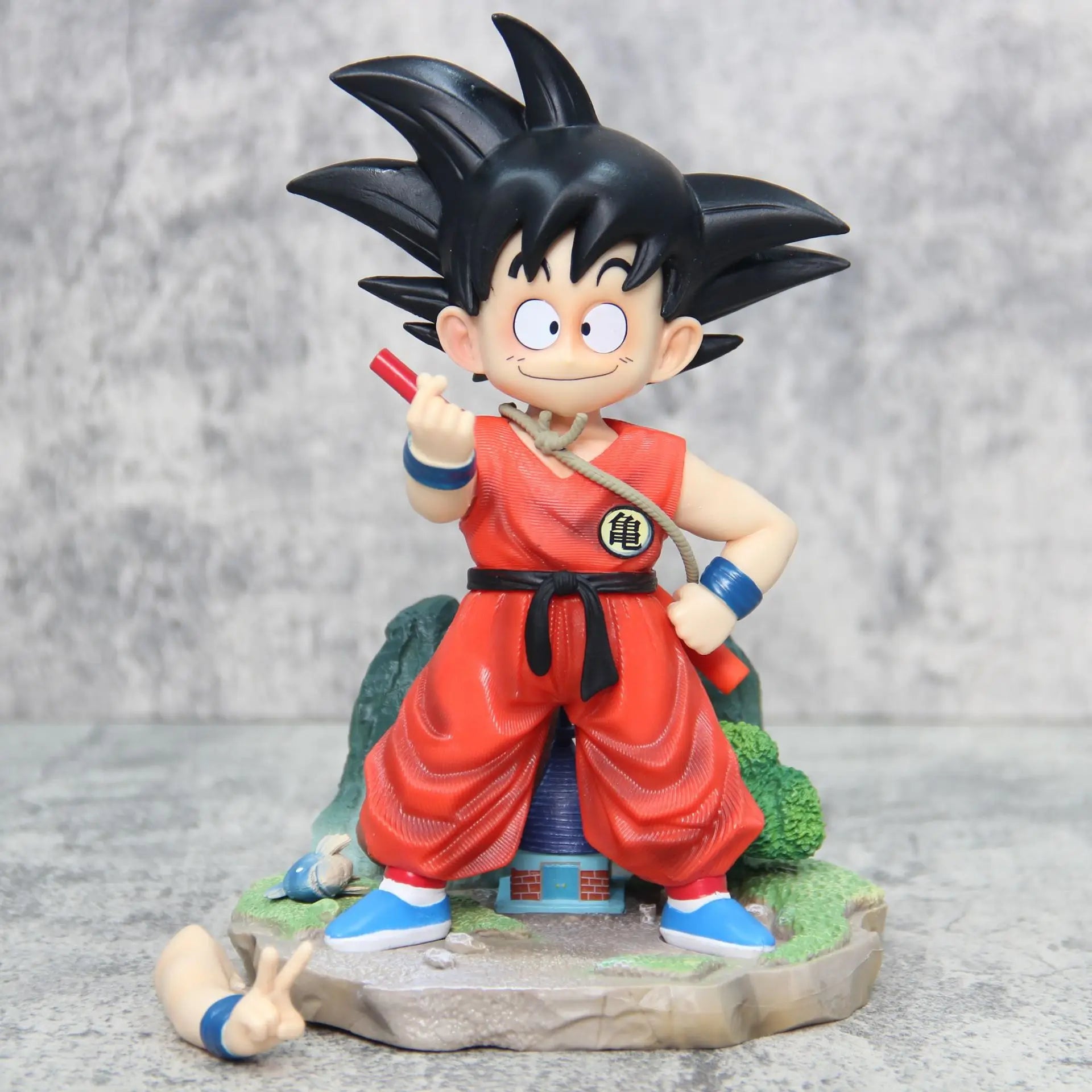 19cm Super Saiyan Goku Heart Gesture Figure - Image 2