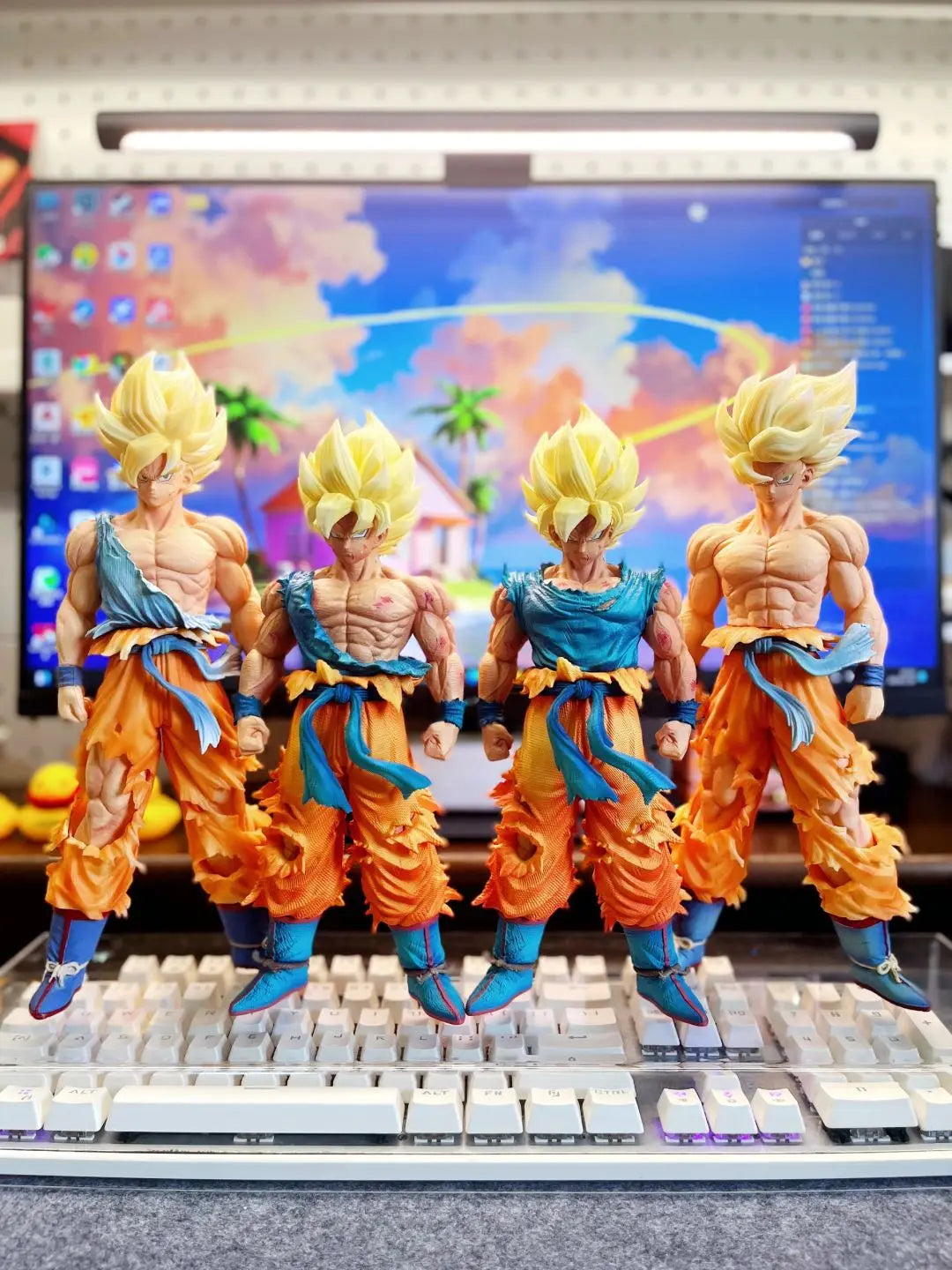 Super Saiyan Son Goku Figure – GK Model PVC Statue - Image 3